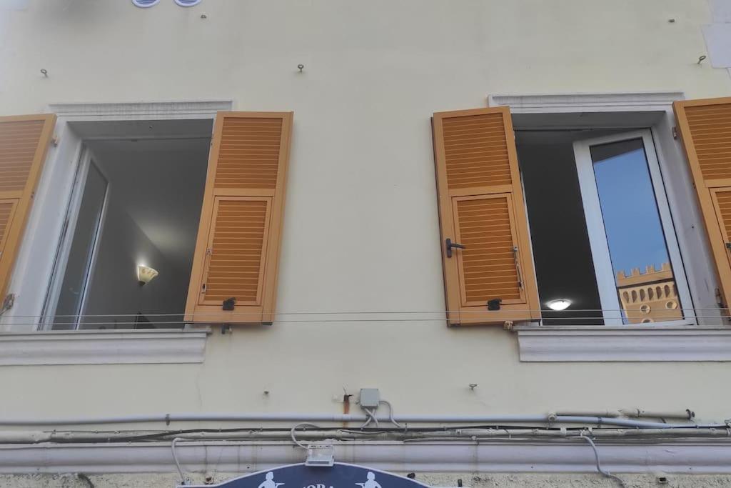 Brezza Marina 3021 Appartement Genua Buitenkant foto